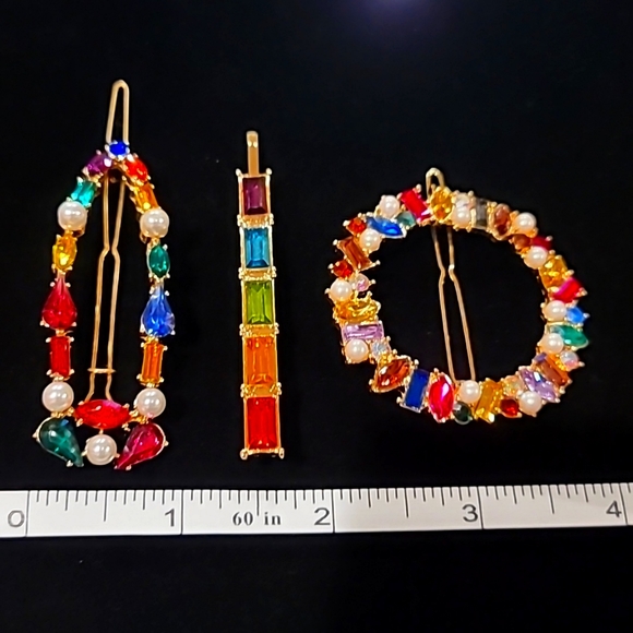✨️ Bundle of 3 Jeweled Hair Pins - Picture 5 of 9